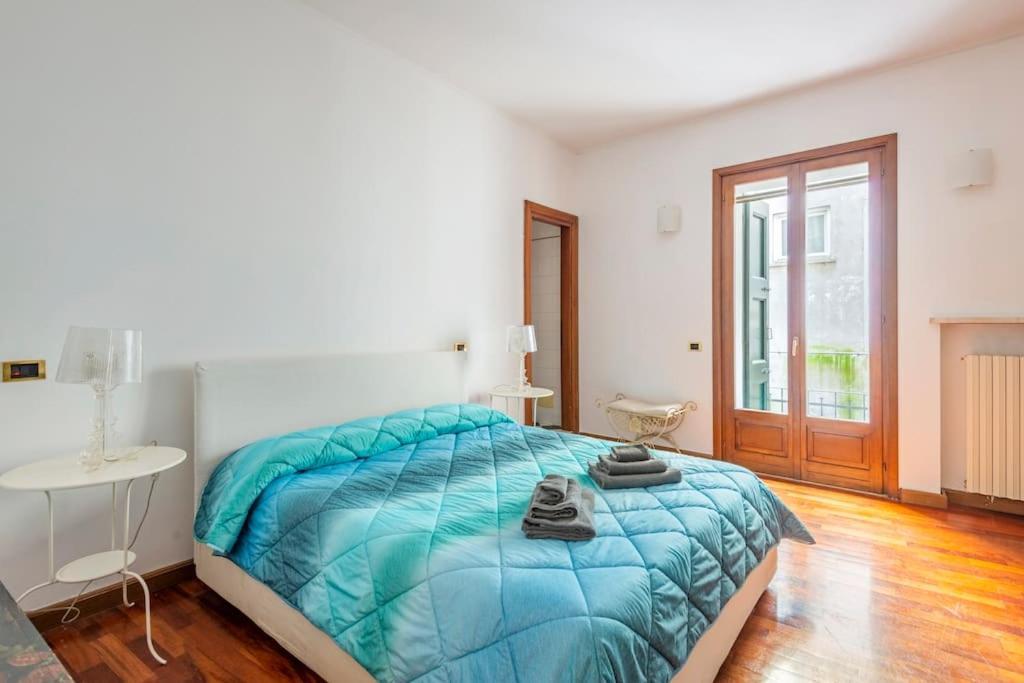 Apartment Under The Basilica Of Sant'Andrea Mantova Exterior foto